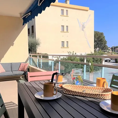 Διαμέρισμα T2 Avec Terrasse, Clim Et Garage A Bormes-les-mimosas, 2 Piscines, Proche Et Calme - Fr-1-251-542
